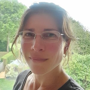 Dr Virginie Morris