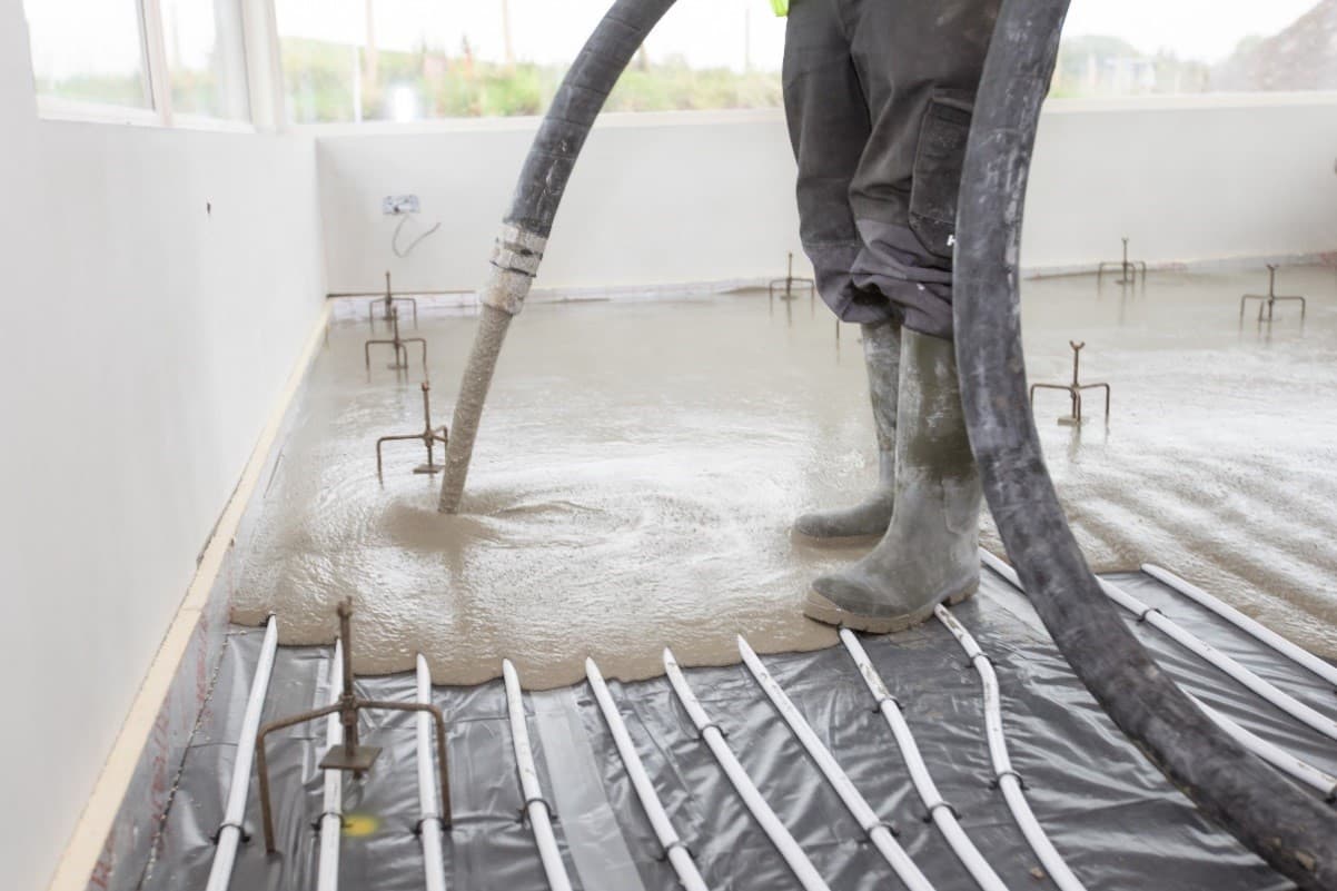 Floor screed