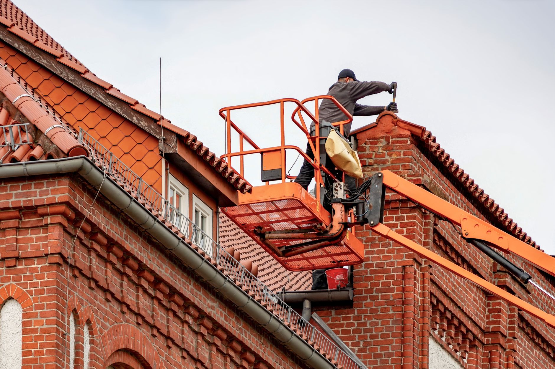 Gutter clearance