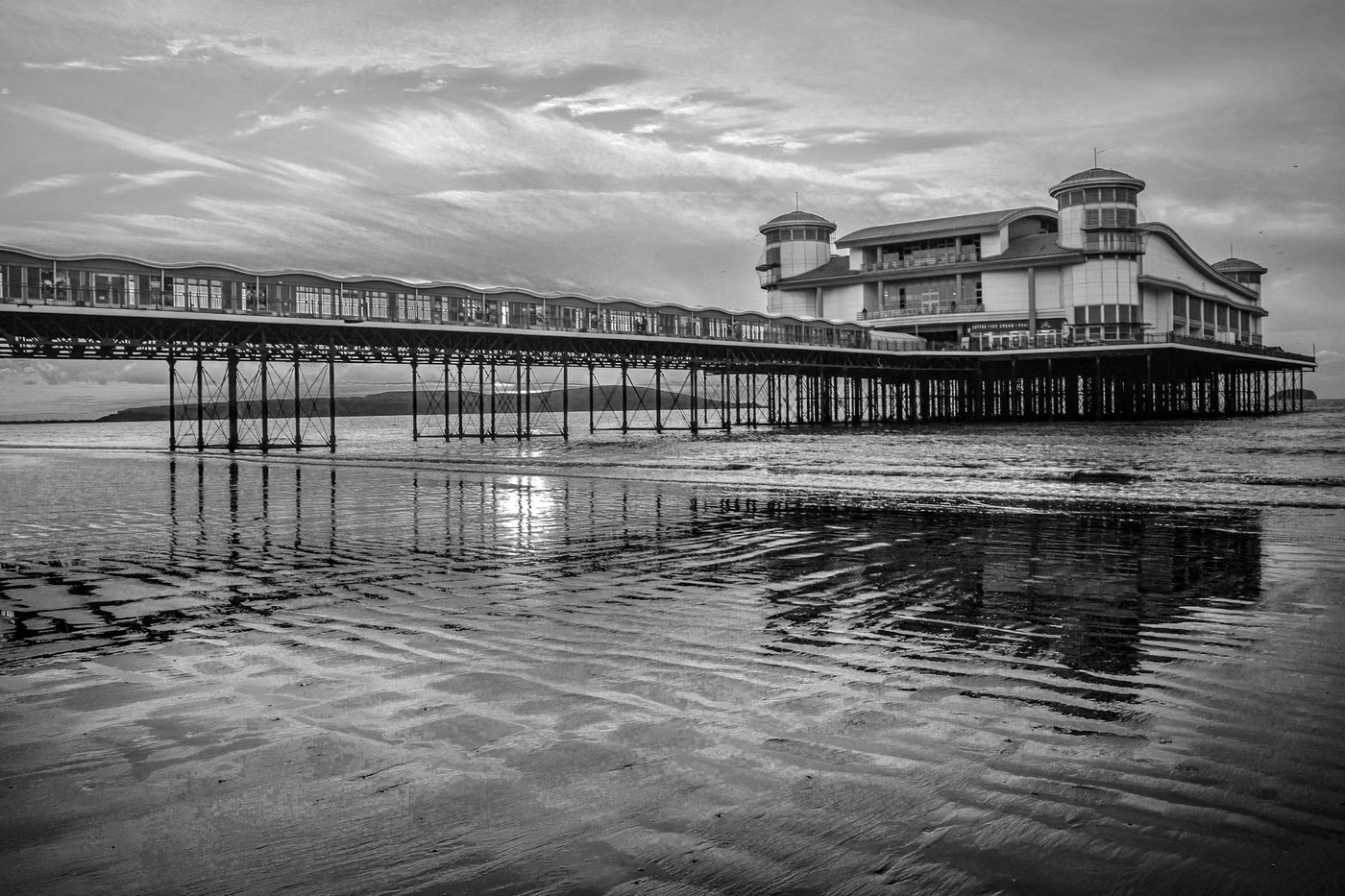 The Grand Pier at Weston-super-Mare, in black and white